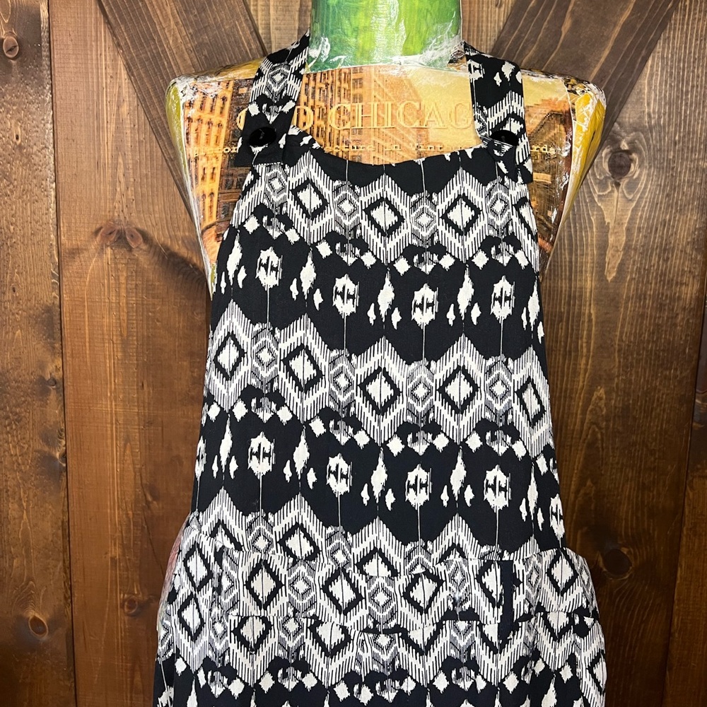 Button Top Romper - Picture 3 of 5